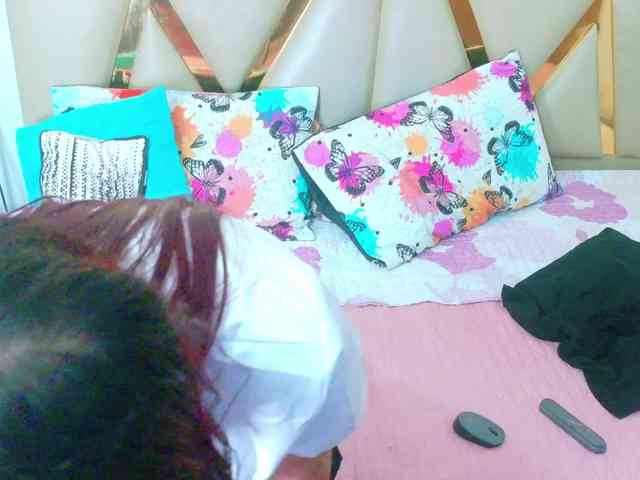SweetSinnerr webcam