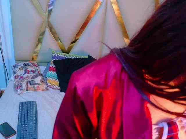 SweetSinnerr webcam