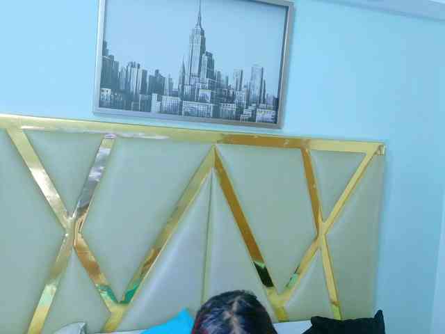 SweetSinnerr webcam