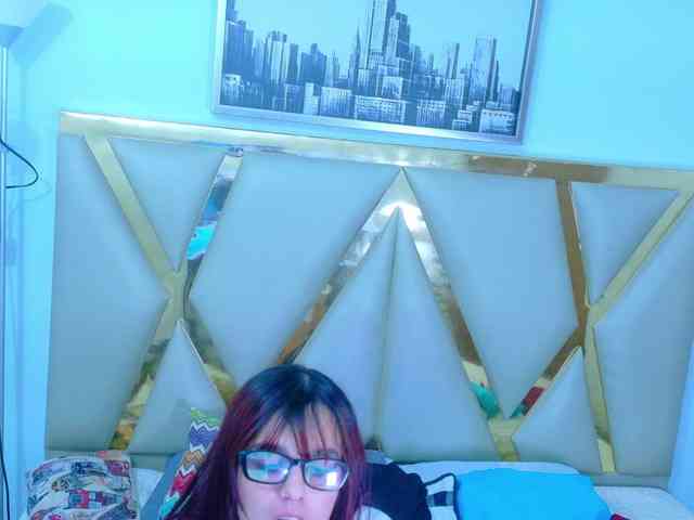 SweetSinnerr webcam