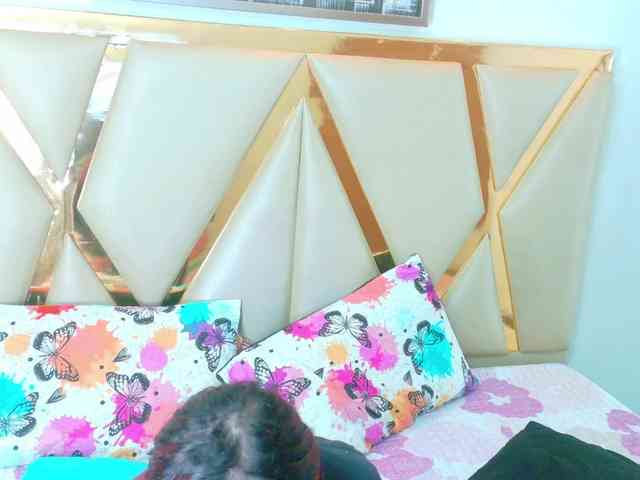 SweetSinnerr webcam