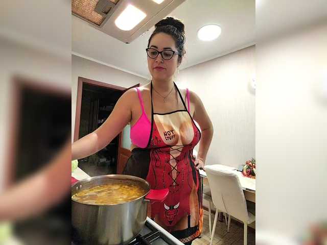 AlicaMiller's BongaCams show and profile