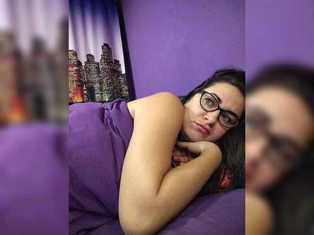 AlicaMiller's BongaCams show and profile