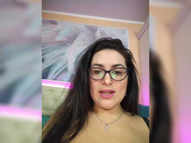 AlicaMiller's BongaCams show and profile
