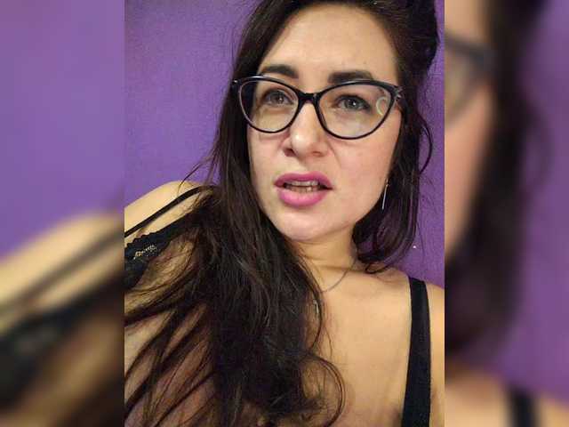 AlicaMiller's BongaCams show and profile