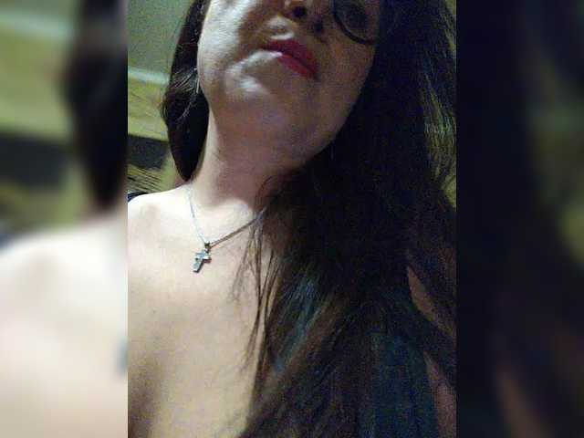 AlicaMiller's BongaCams show and profile