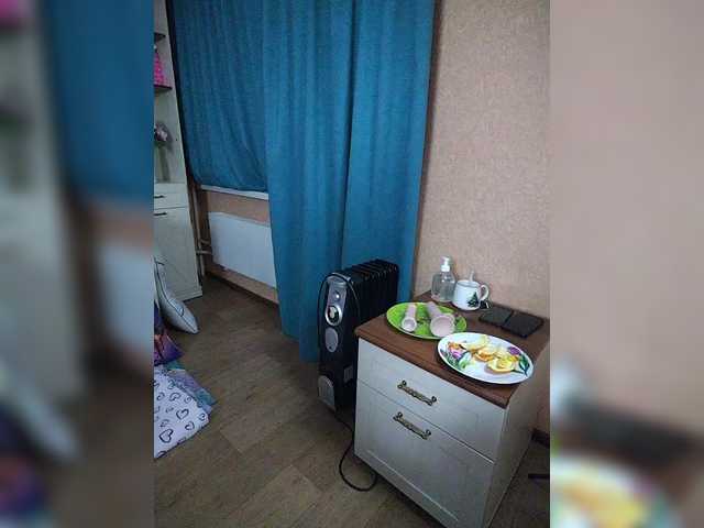 AlicaMiller's BongaCams show and profile