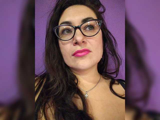 AlicaMiller's BongaCams show and profile