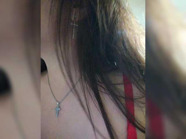 AlicaMiller's BongaCams show and profile