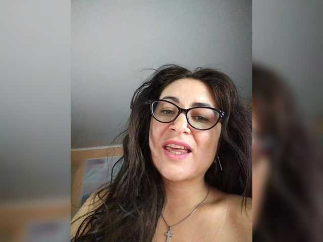 AlicaMiller's BongaCams show and profile