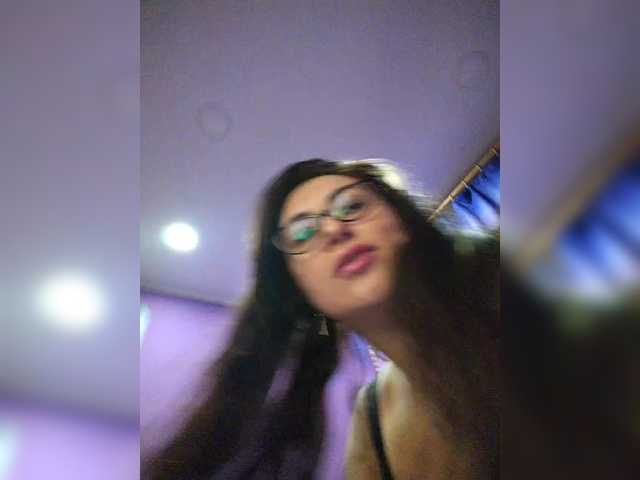 AlicaMiller's BongaCams show and profile