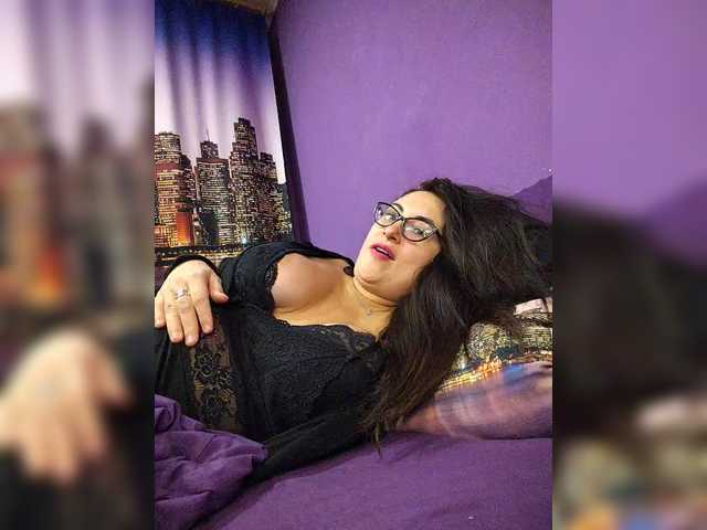 AlicaMiller's BongaCams show and profile