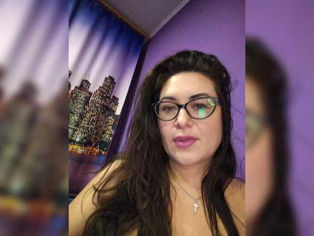 AlicaMiller's BongaCams show and profile