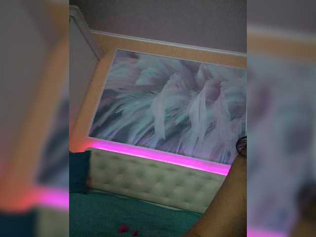 AlicaMiller's BongaCams show and profile