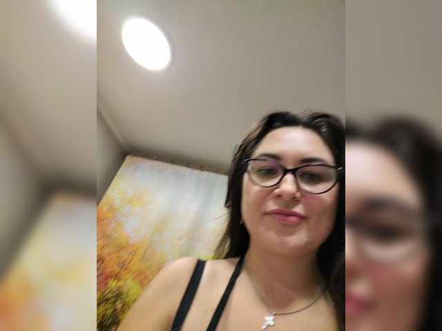 AlicaMiller's BongaCams show and profile