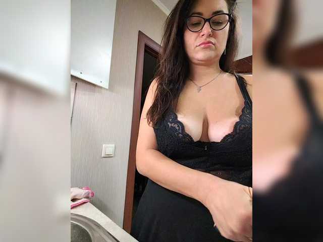 AlicaMiller's BongaCams show and profile