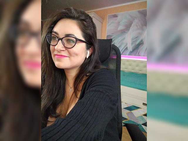 AlicaMiller's BongaCams show and profile