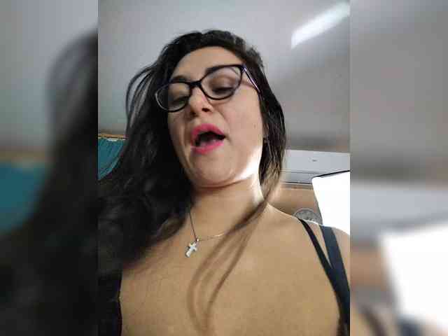 AlicaLovely webcam