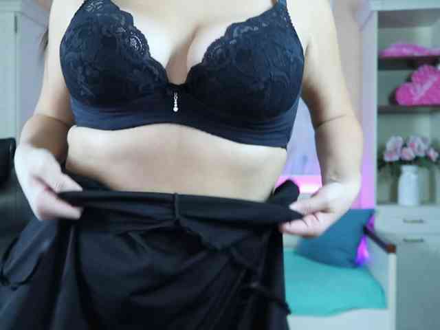 AlicaLovely webcam
