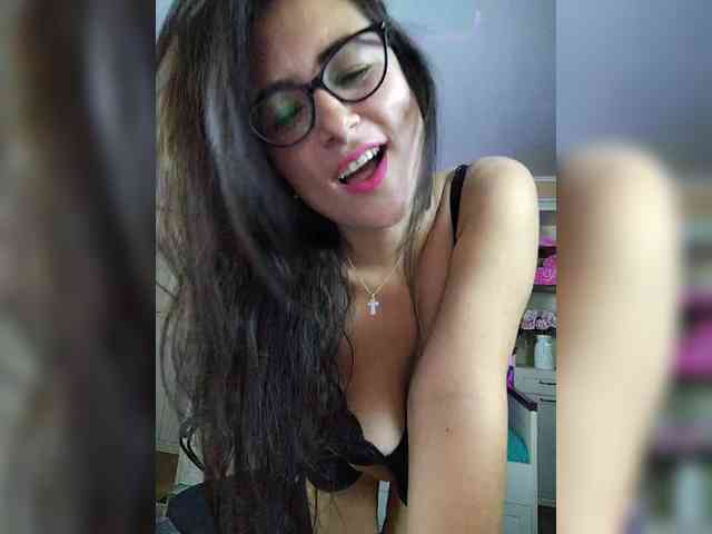 AlicaLovely webcam