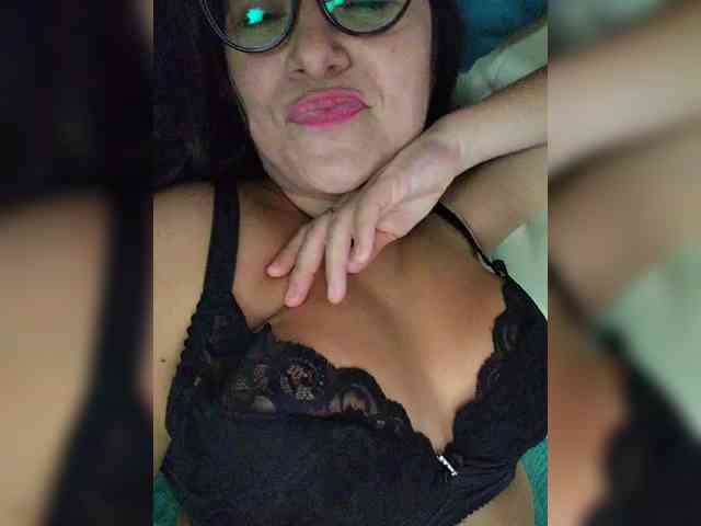 AlicaLovely webcam