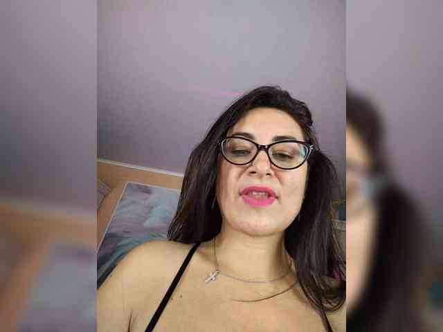 AlicaLovely webcam
