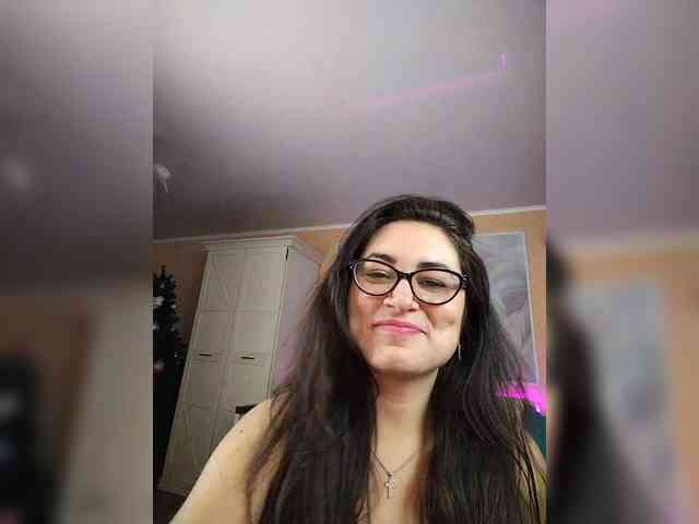 AlicaMiller Live Webcam on BongaCams