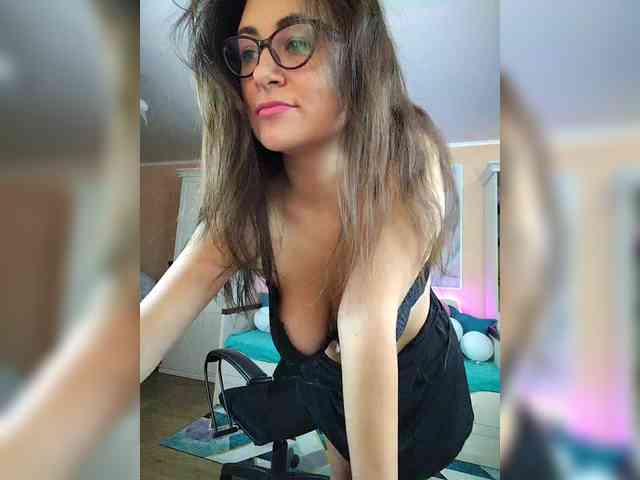 online cam fun AlicaMiller