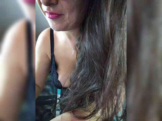 AlicaLovely webcam