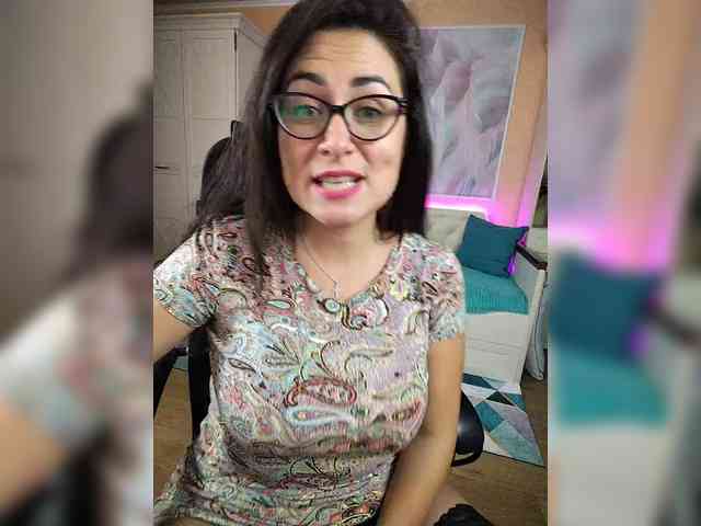 AlicaLovely webcam