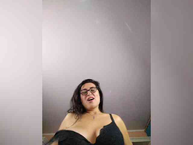 AlicaLovely webcam