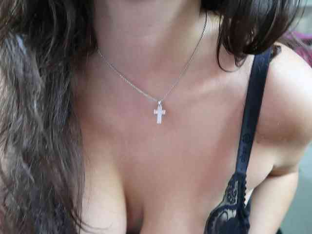 AlicaLovely webcam