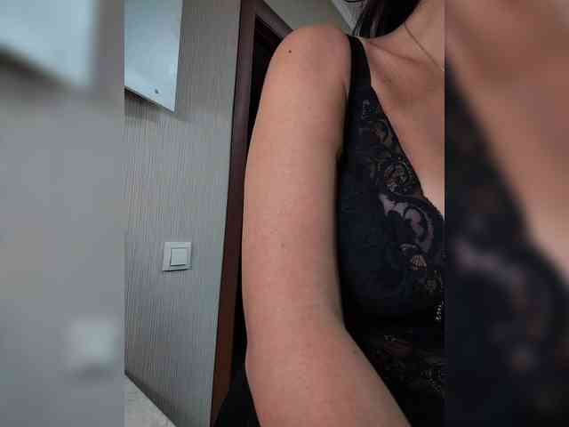 AlicaLovely webcam