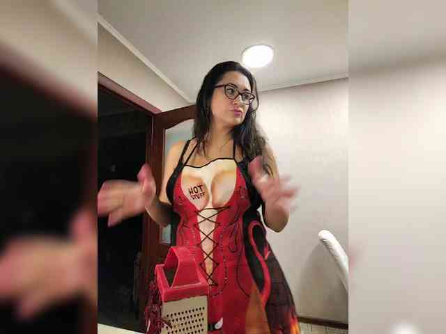 AlicaLovely webcam