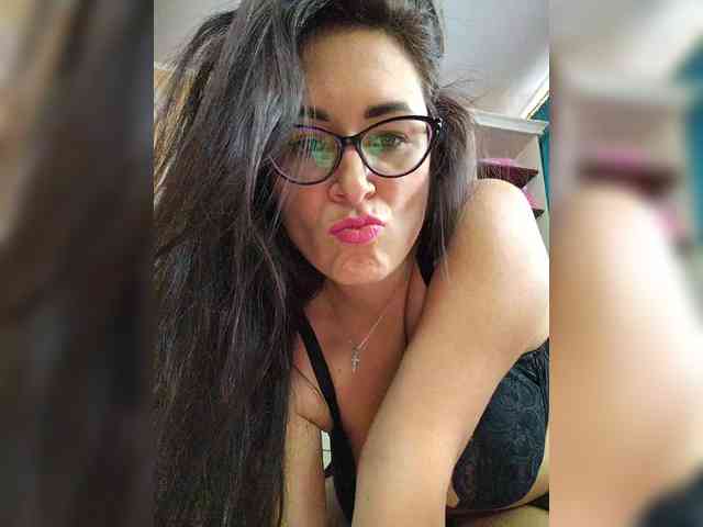 AlicaLovely webcam