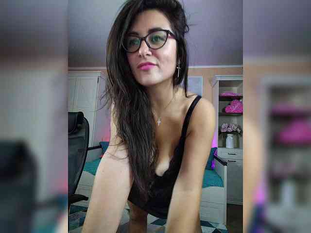 AlicaLovely webcam