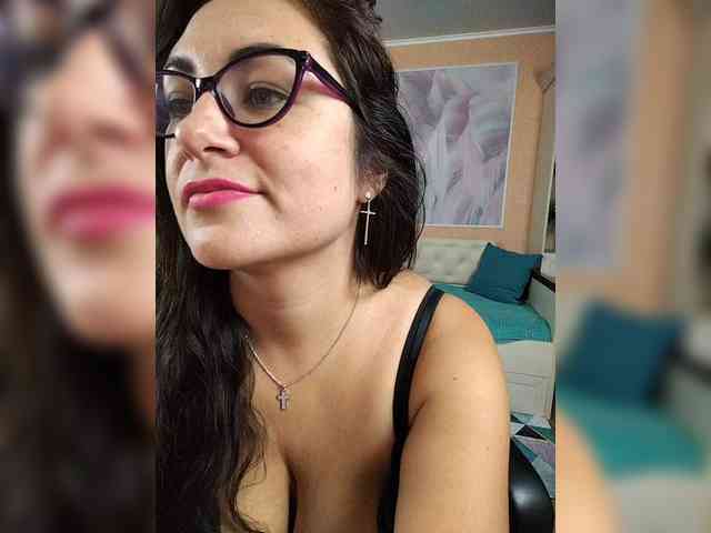 AlicaLovely webcam