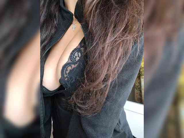 AlicaLovely webcam