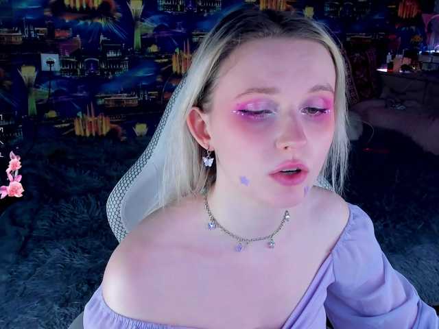 sweeteRose's BongaCams show and profile