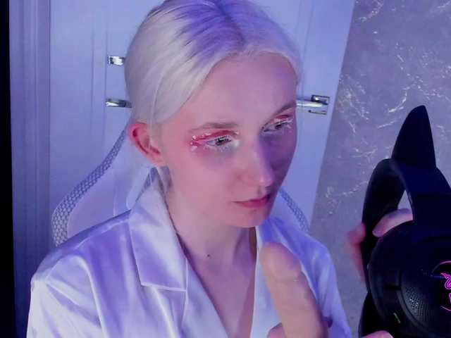 sweeteRose on BongaCams 