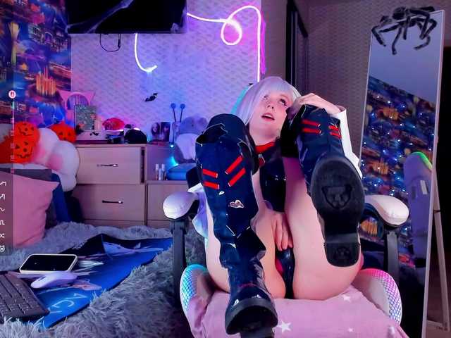 sweeteRose from BongaCams