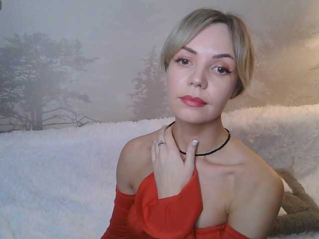 Kissz's BongaCams show and profile