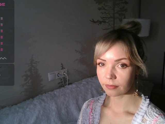 Kissz's BongaCams show and profile