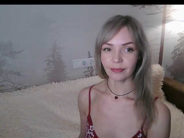 Kissz's BongaCams show and profile