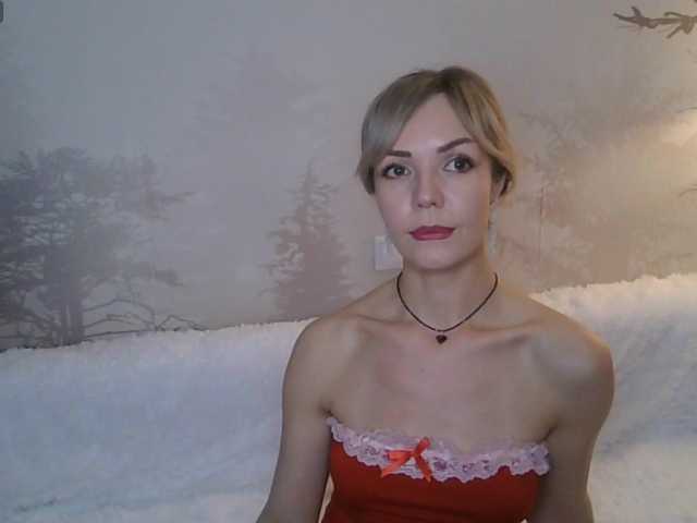 Kissz's BongaCams show and profile