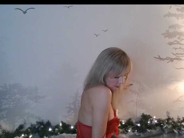 Kissz's BongaCams show and profile