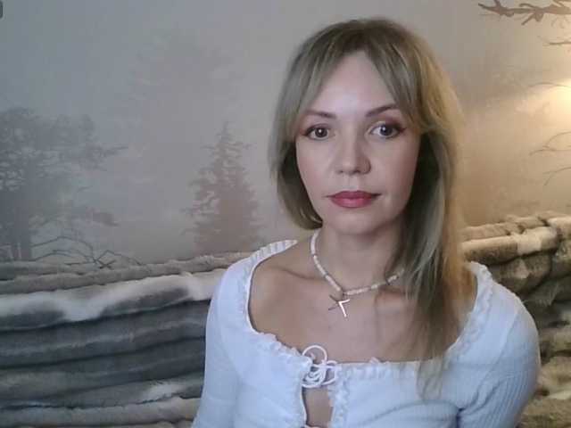 Kissz's BongaCams show and profile