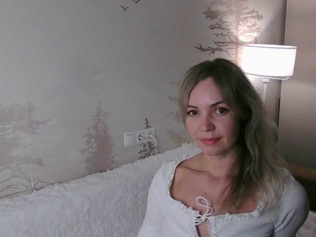 Kissz's BongaCams show and profile