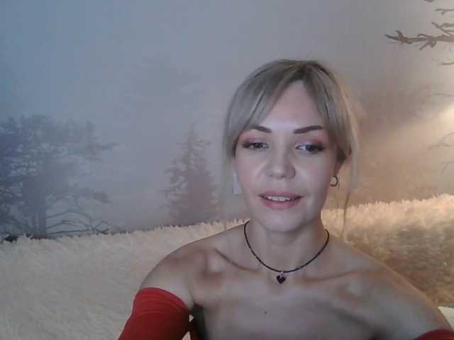 Kissz's BongaCams show and profile