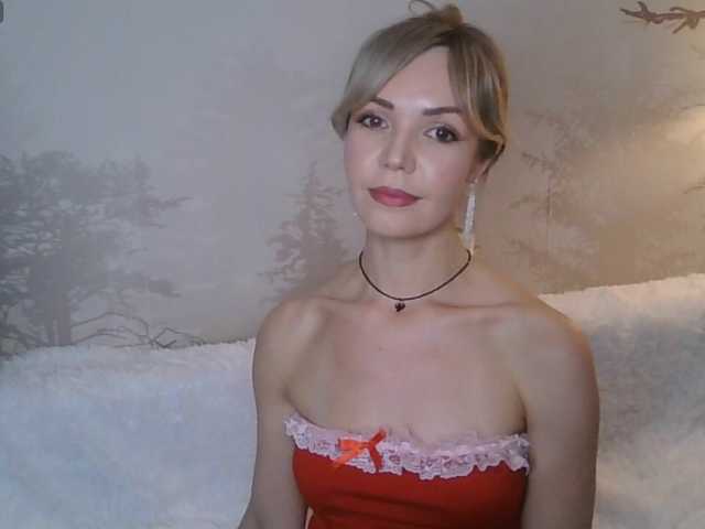 Kissz's BongaCams show and profile